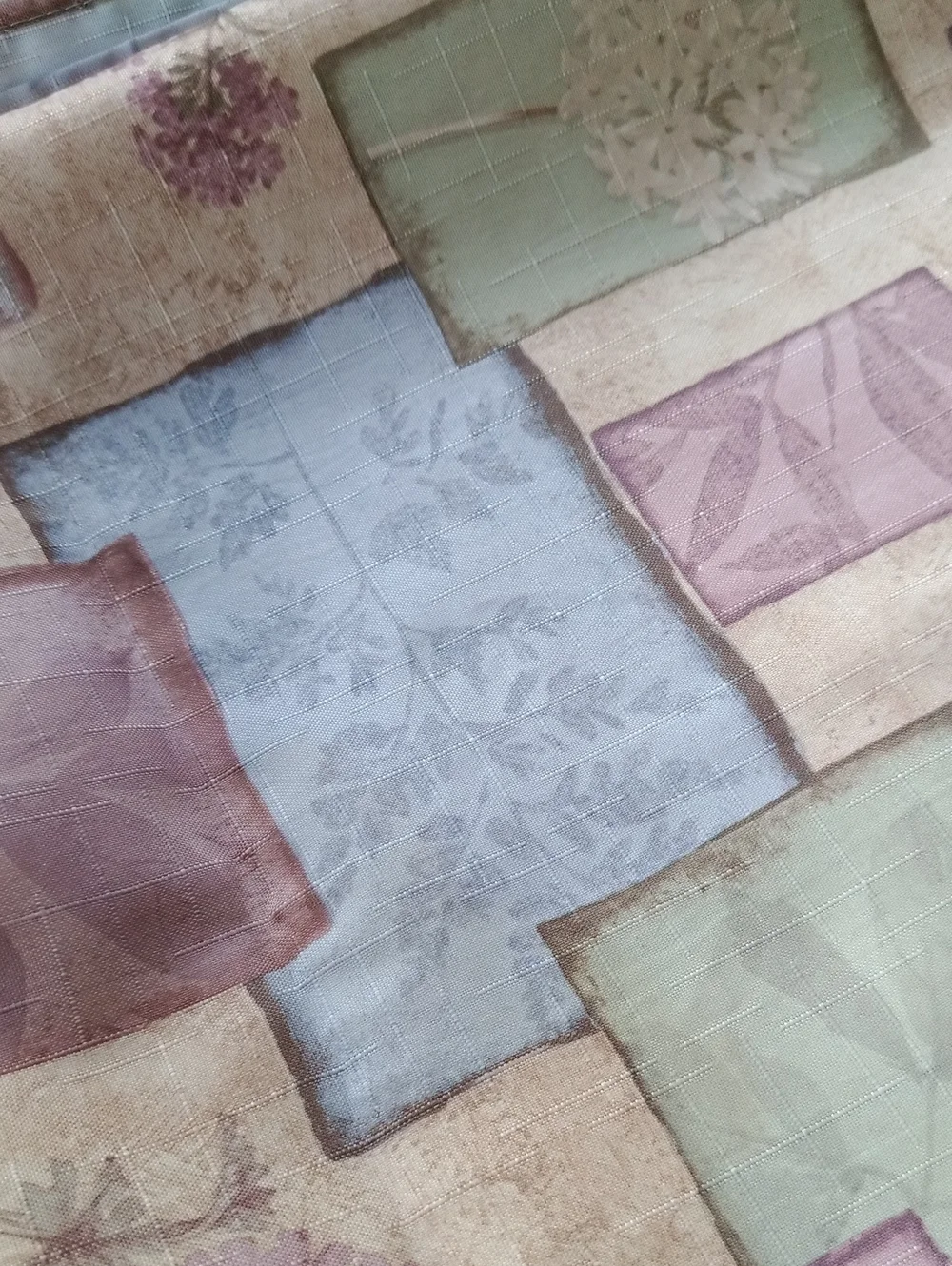 Tablecloth Patchwork Features pastel floral designs